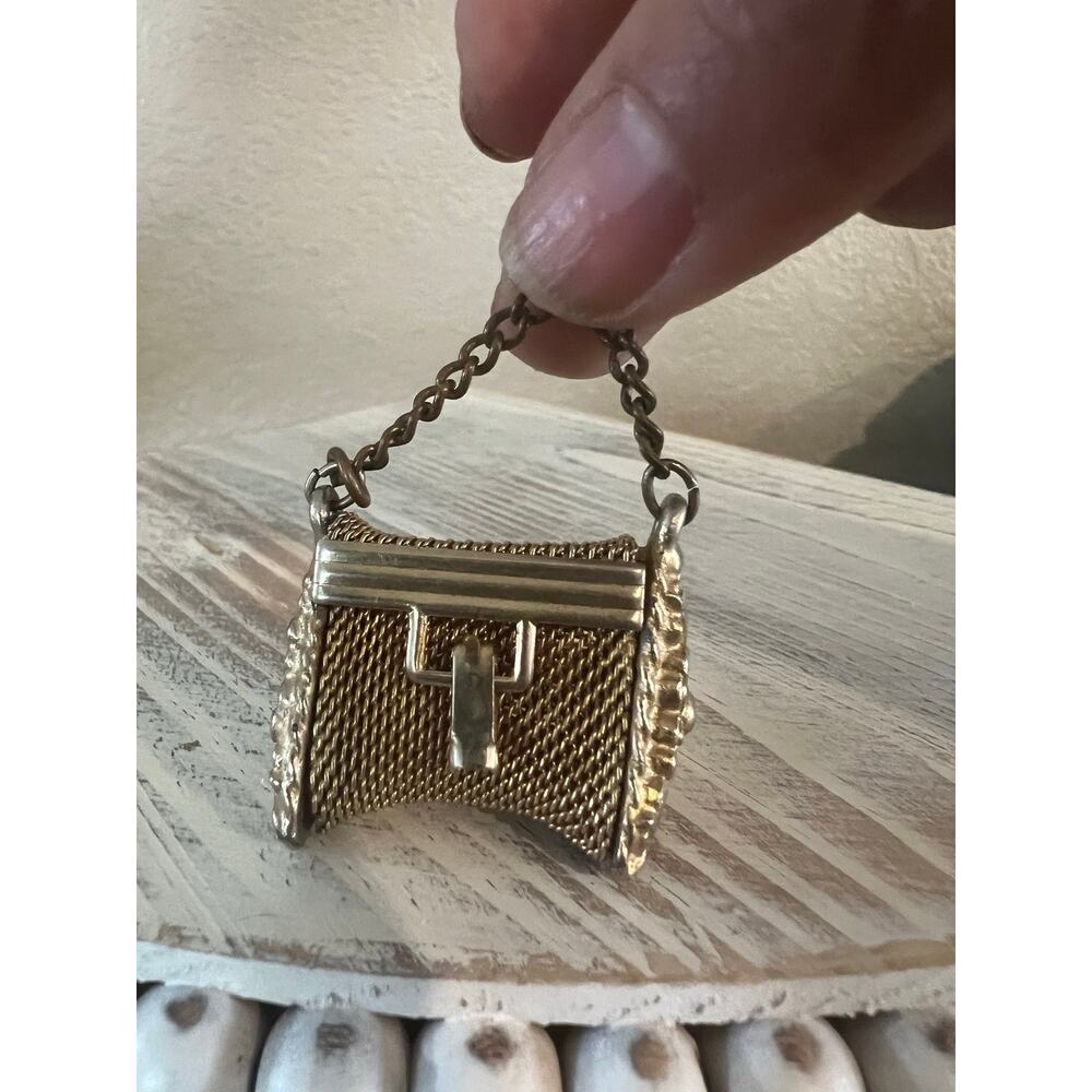 Vintage Unbranded Gold Tone Metal Mesh Coin Purse – Miniature Handbag with Chain